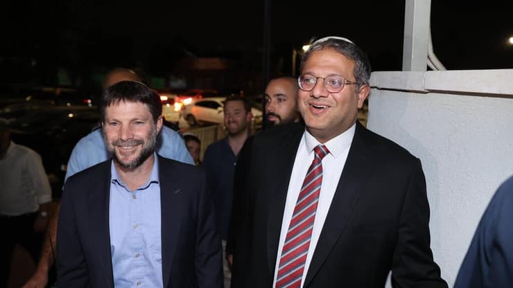 בן גביר וסמוטריץ'. "סיבוב פוליטי ציני על גב החטופים" (צילום: גדי קבלו) איתמר בן גביר ובצלאל סמוטריץ'