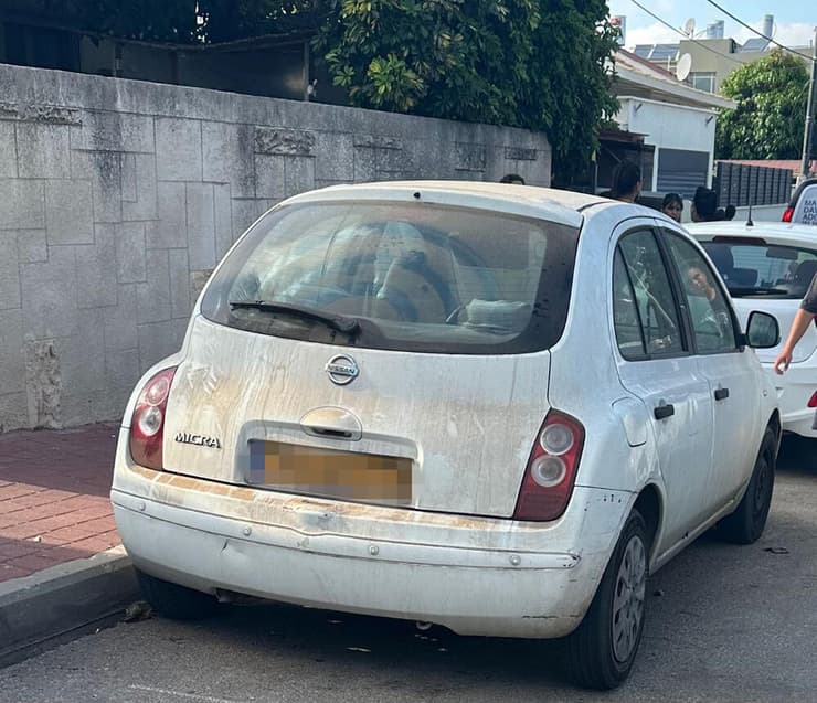 שני ילדים אותרו ברכב סגור באליכין