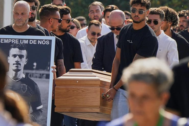 ארונו של אנדרה סילבה