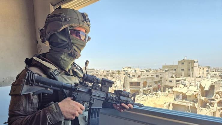 ליאור בן עמי עם סא"ל י', מג"ד נחשון של חטיבת כפיר