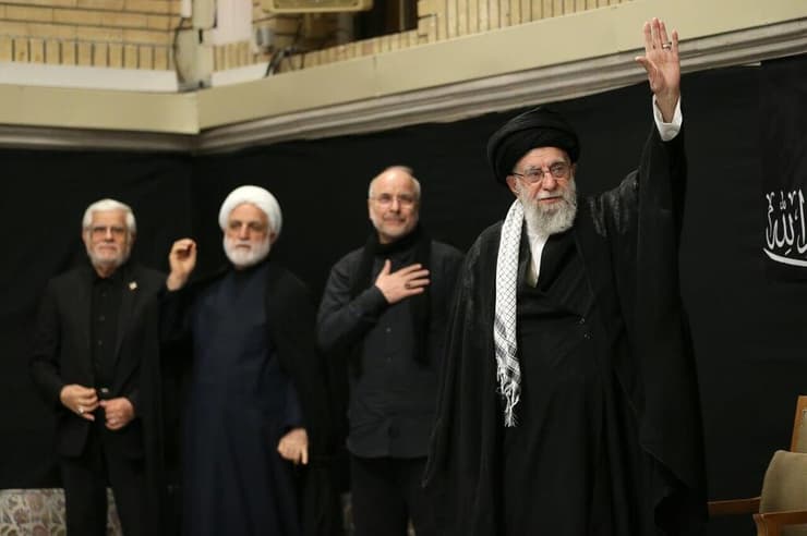 הופעה פומבית של חמינאי מאז המלחמה עם ישראל