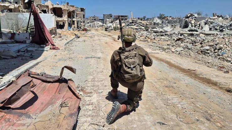 ליאור בן עמי עם סא"ל י', מג"ד נחשון של חטיבת כפיר