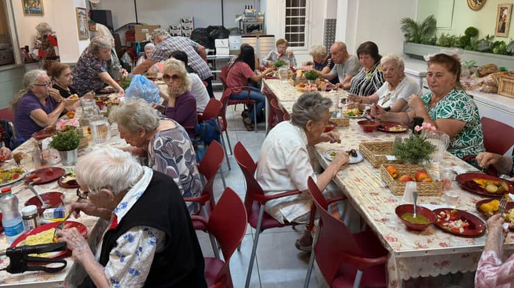 קרית החסד- עמותת יד עזר לחבר