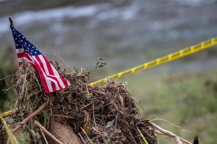 ארה"ב טקסס שיטפון כוחות הצלה חיפושים