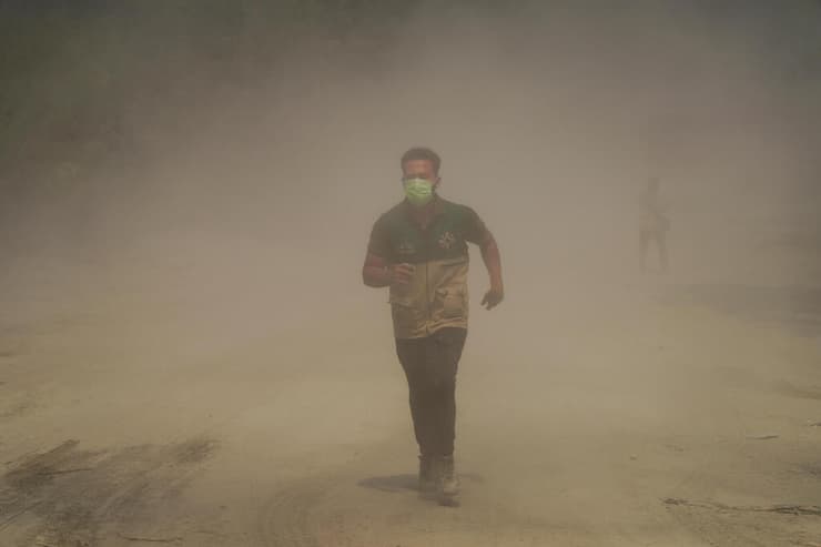 צילום: REUTERS/Karam al-Masri שריפה לטקיה סוריה