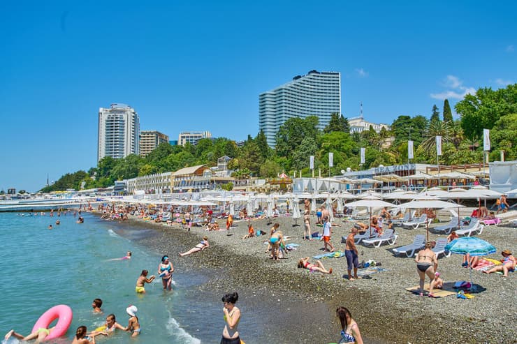 אחד מחופי הים בסוצ'י