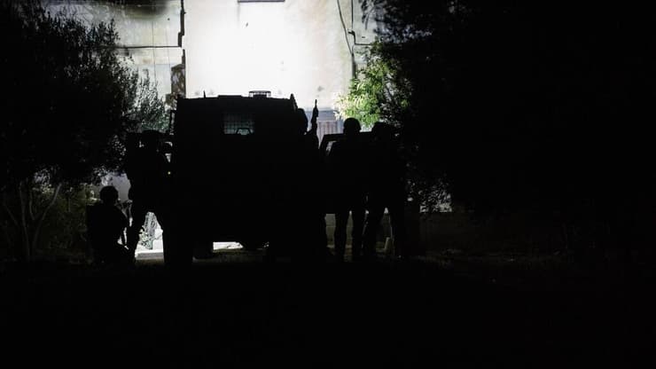 צילום: דובר צה"ל פעילות לילית למעצר חוליית הפעילים שהופעלה על-ידי כח קודס האיראני בדרום סוריה