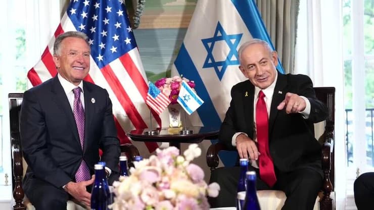 נתניהו לצד וויטקוף, לפני הפגישה עם טראמפ (צילום: איתי בית-און/ לע״מ) נתניהו ווויטקוף במהלך ביקורו בוושינגטון