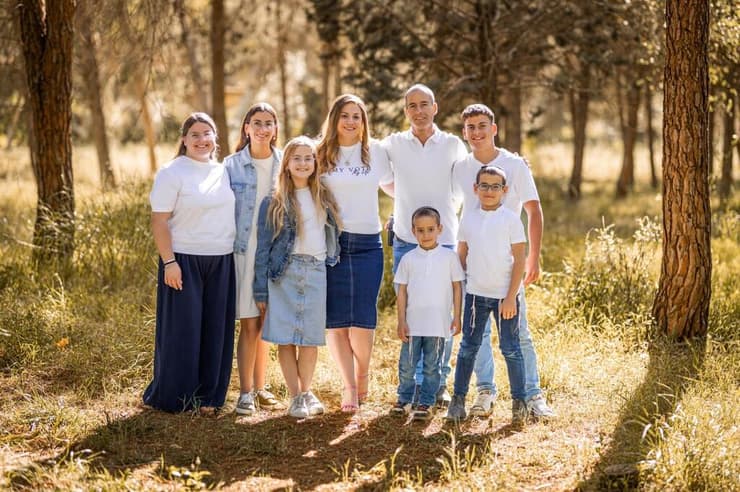 ציפי אנגלמן ומשפחתה
