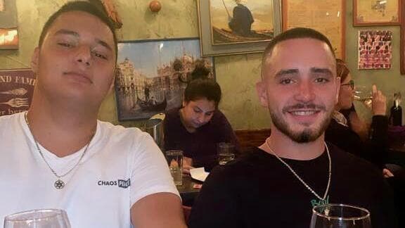 דור טייב עם אחיו, נדב ז"ל