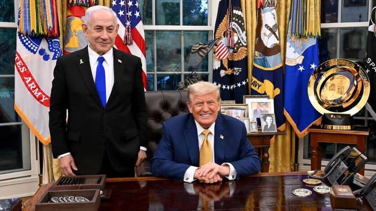 "ארה"ב תהיה חייבת לכפות את התוכנית". טראמפ ונתניהו בבית הלבן (צילום: אבי אוחיון/ לע"מ) הפגישה השנייה בין נתניהו לטראמפ