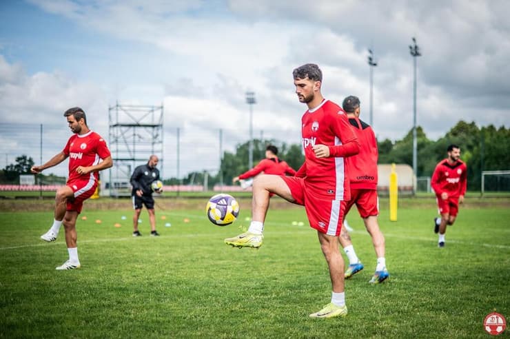 אחד השחקנים המלהיבים בליגה - כשהוא כשיר. מוחמד כנעאן (צילום: הפועל ויקטורי באר-שבע) שחקן הפועל באר-שבע מוחמד כנעאן