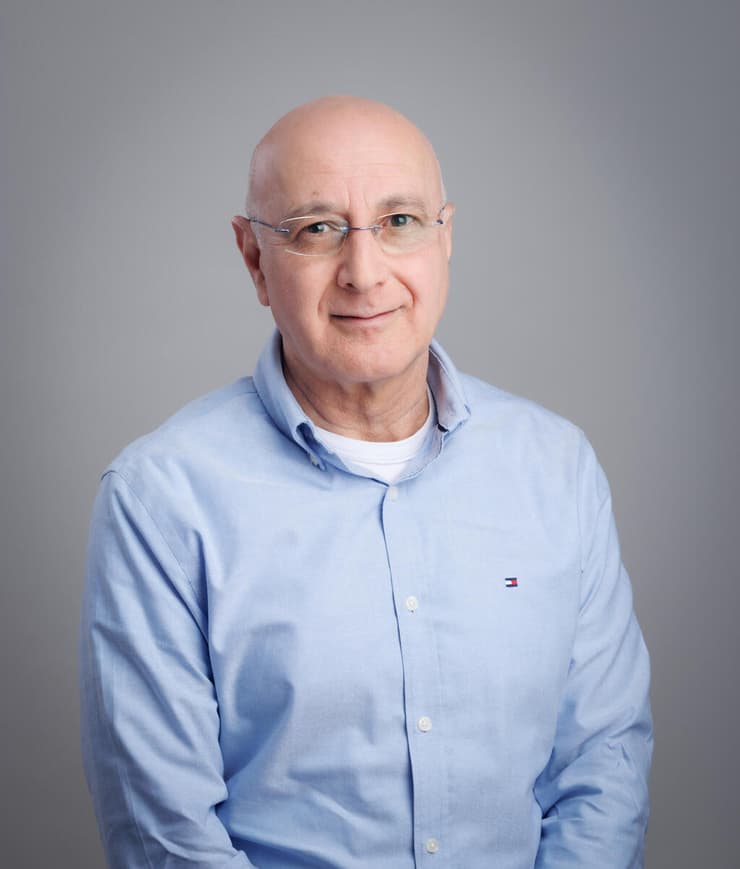 ד"ר אביגדור אברהם 