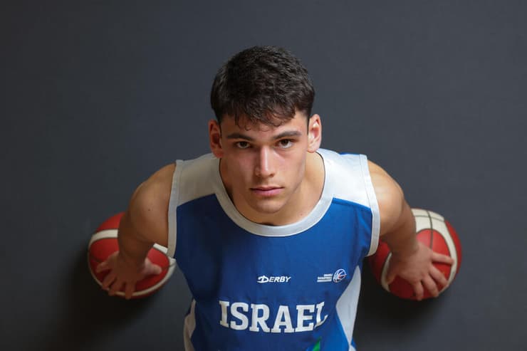 כוכב-על. מאייר (צילום: עוז מועלם) עומר מאייר