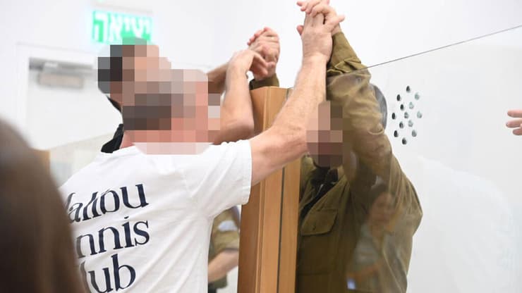 התמיכה של בני המשפחה בחשודים (צילום: יאיר שגיא) החיילים החשודים במעשי סדום במערך החץ