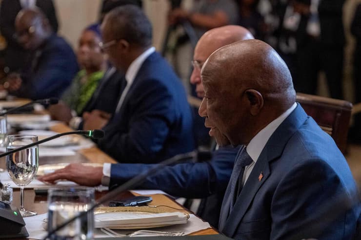 נשיא ליבריה ג'וזף בואקאי פגישה בבית הלבן עם דונלד טראמפ