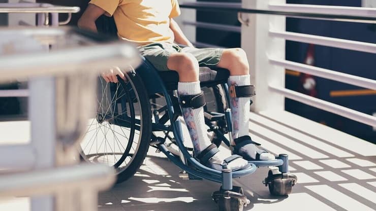 נכות, כיסא גלגלים