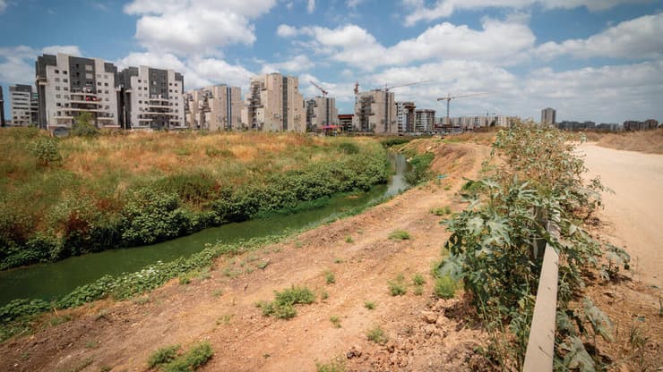 לוד ורמלה: "בשכונות החדשות מחירים נגישים יחסית למרכז" (צילום: shutterstock, yosefus) לוד ורמלה: "בשכונות החדשות מחירים נגישים יחסית למרכז"