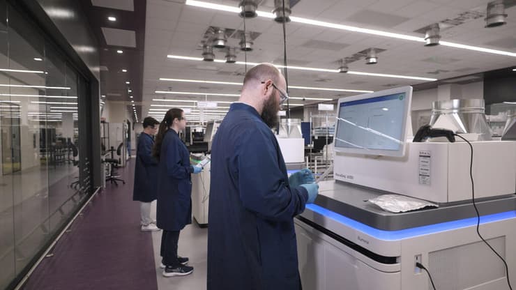 מחקרים רבים הוכיחו שאבחון מוקדם של סרטן יכול לשפר את סיכויי ההחלמה (צילום: GRAIL) צילום: GRAIL