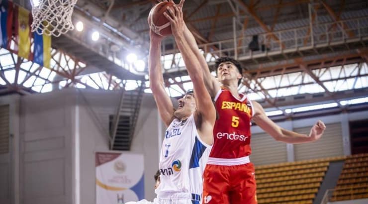 אלון מיכאלי בצבע (פיב"א) אלון מיכאלי בצבע