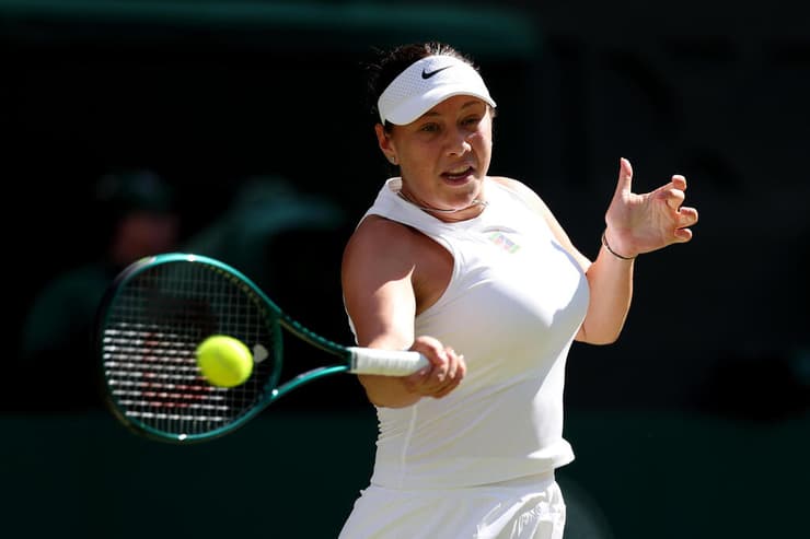 התקשתה מהפתיעה. אניסימובה (צילום: Clive Brunskill/Getty Images) אמנדה אניסימובה