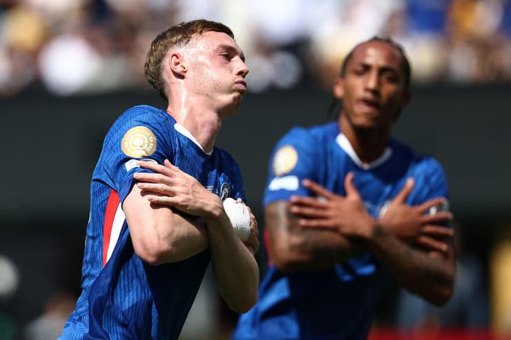 קול פאלמר עם החגיגה האופיינית