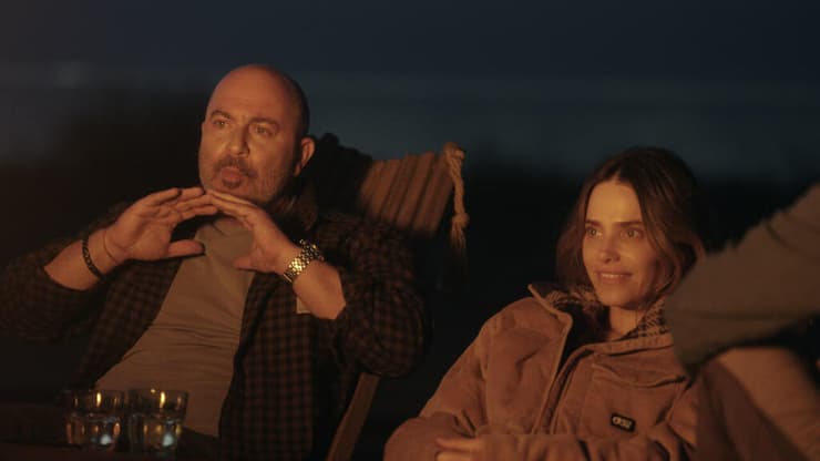 מתוך: "אוףרוד" (צילום: באדיבות נטפליקס) מתוך: "אוףרוד"