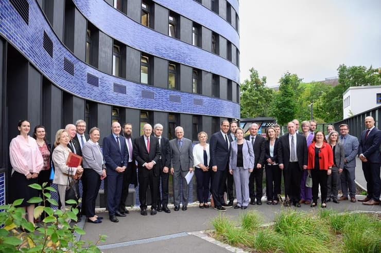 תמונה קבוצתית בברלין