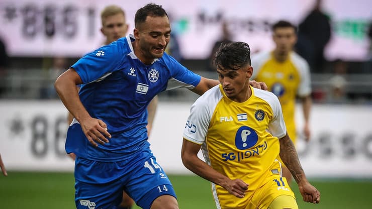 יעד מפתיע. גלזר במרדף אחרי פטאצ'י, בעונה שעברה (צילום: עוז מועלם) תמיר גלזר במרדף אחרי פטאצ'י, בעונה שעברה