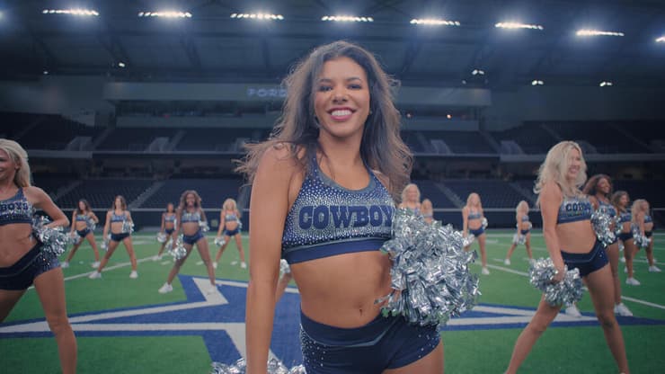 מתוך "המעודדות של דאלאס קאובויס"