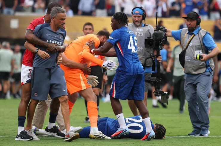 קטטה בסיום המשחק