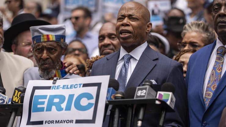 ראש עיריית ניו יורק המכהן, אריק אדמס