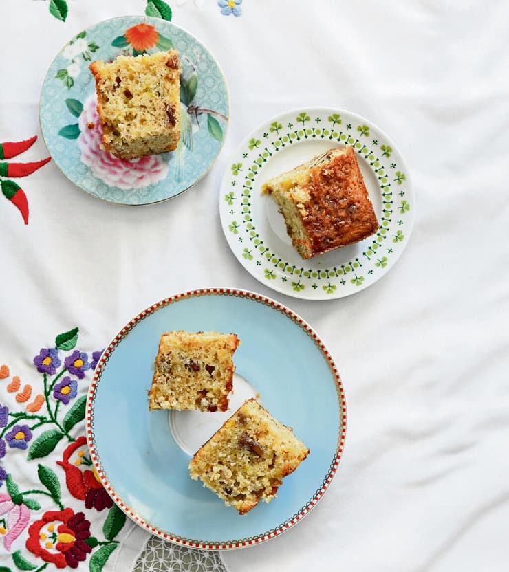 עוגת בננות, מייפל ופקאנים yk14424177