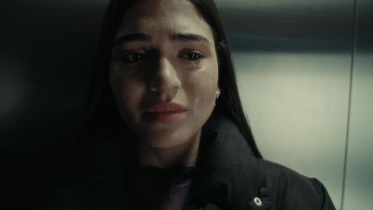 "במקום שישאלו 'למה הצטלמת ככה?', הייתי רוצה שישאלו 'אבל למה עשיתָ את זה? למה פגעת בה?'". מתוך "חיימשלי", סרטה של זיו ממון (צילום: זיו ברקוביץ') מתוך "חיימשלי", סרטה של זיו ממון