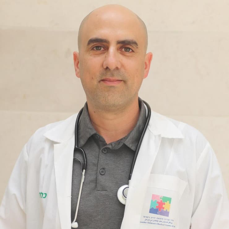 ד"ר שי יצחקי, מומחה ברפואת ילדים, שניידר