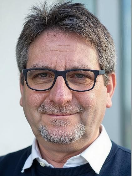 פרופ' אוהד עציון