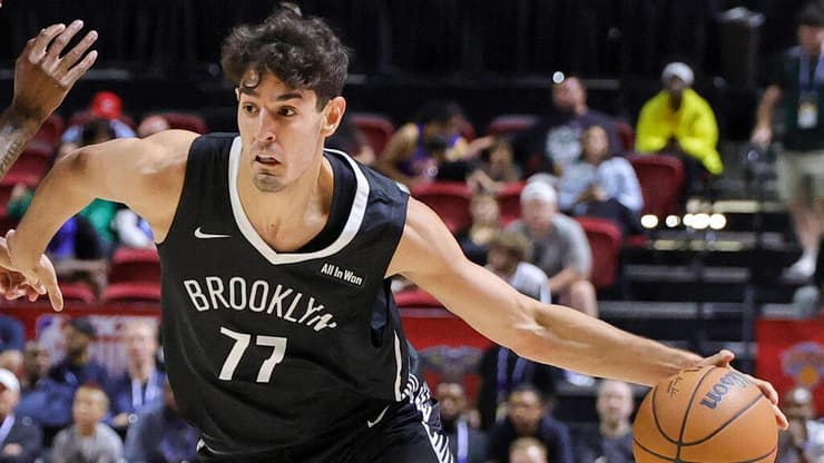 הופעתו הטובה ביותר עד כה. בן שרף (Ethan Miller / AFP) שחקן ברוקלין נטס בן שרף מול שחקן וושינגטון וויזארדס איי.ג'יי ג'ונסון