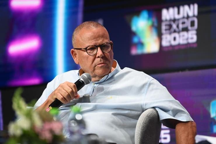 ארנון בר דוד בועידת השלטון המקומי