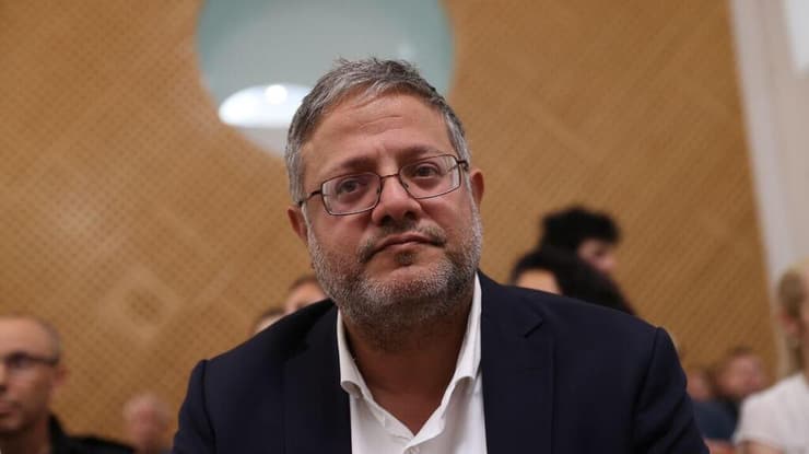 השר בן גביר. "המפגינים החלישו את ישראל לפני 7 באוקטובר" (צילום: אלכס קולומויסקי) איתמר בן גביר בבג"צ בדיון בעתירת האגודה לזכויות האזרח בעניין תנאי המחיה והכליאה של מחבלים