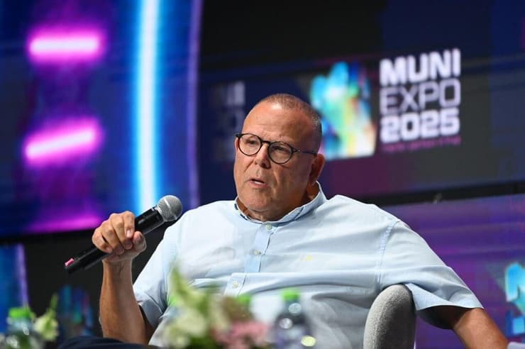 ארנון בר דוד בועידת השלטון המקומי