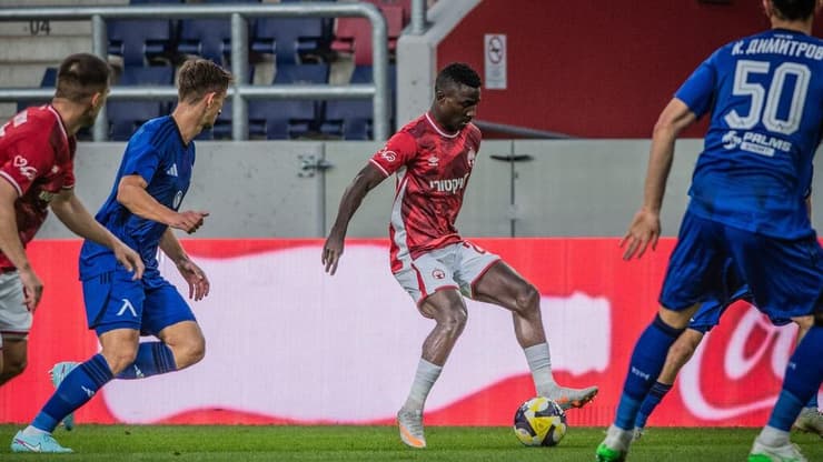 שחקן הפועל באר-שבע קינגס קאנגווה