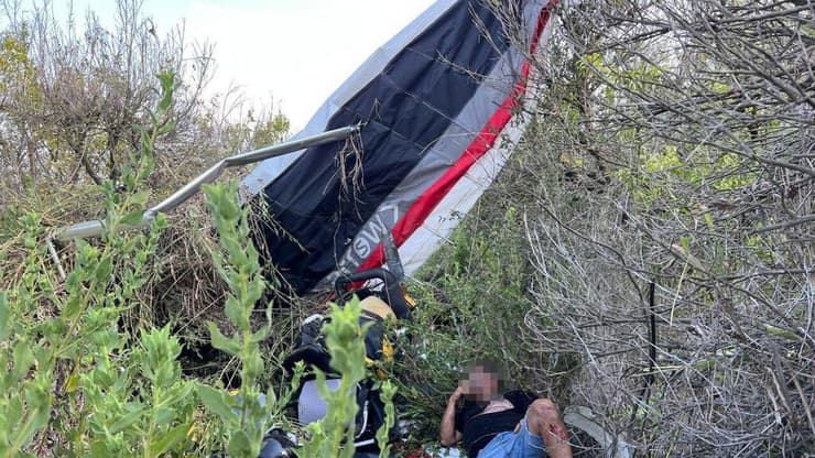 זירת ההתרסקות של גבר מצנח רחיפה ממונע, סמוך לנתניה 