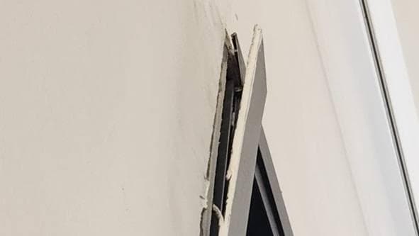 נזקים בעוטף עזה נזקים בבתיהם של תושבי העוטף בעקבות תקיפת צה"ל