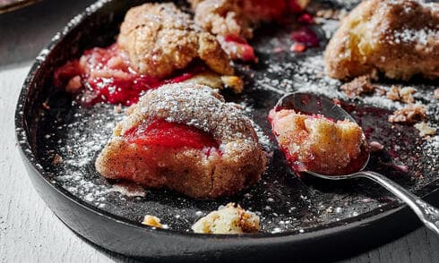 פירות אפויים בבצק