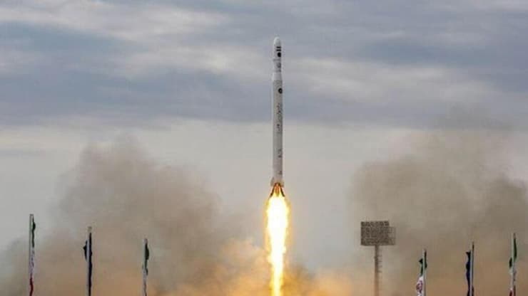 משגר "קאסד". ארכיון שיגור טיל קאסד ב איראן