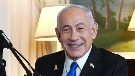 נתניהו. יישר קו עם החרדים (צילום: FULL SEND PODCAST) נתניהו מתראיין לפודקאסט אמריקאי