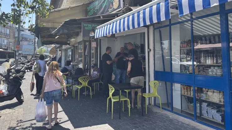 מחיר כמו של פעם. פלאפל 10