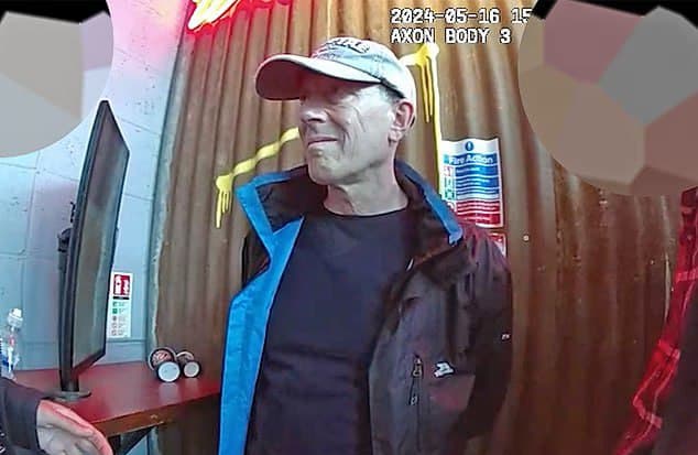 בריטניה הווארד פיליפס חלם להיות ג'יימס בונד ניסה לרגל לרוסיה