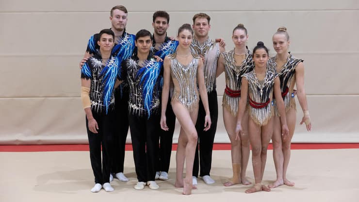 תכירו: נבחרת האקרובטיקה הישראלית (צילום: עוז מועלם) נבחרת ישראל אקרובטיקה