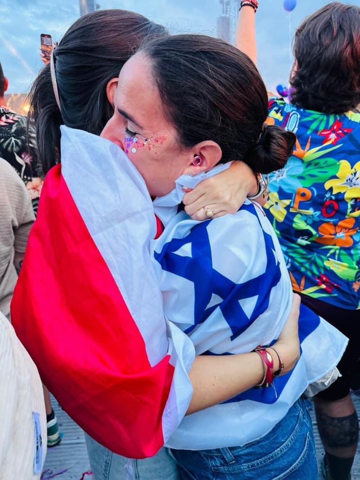 חיבוק של שלום בפסטיבל המוזיקה חיבוק של שלום בפסטיבל המוזיקה